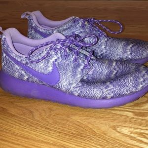 Nike Roche purple sneakers